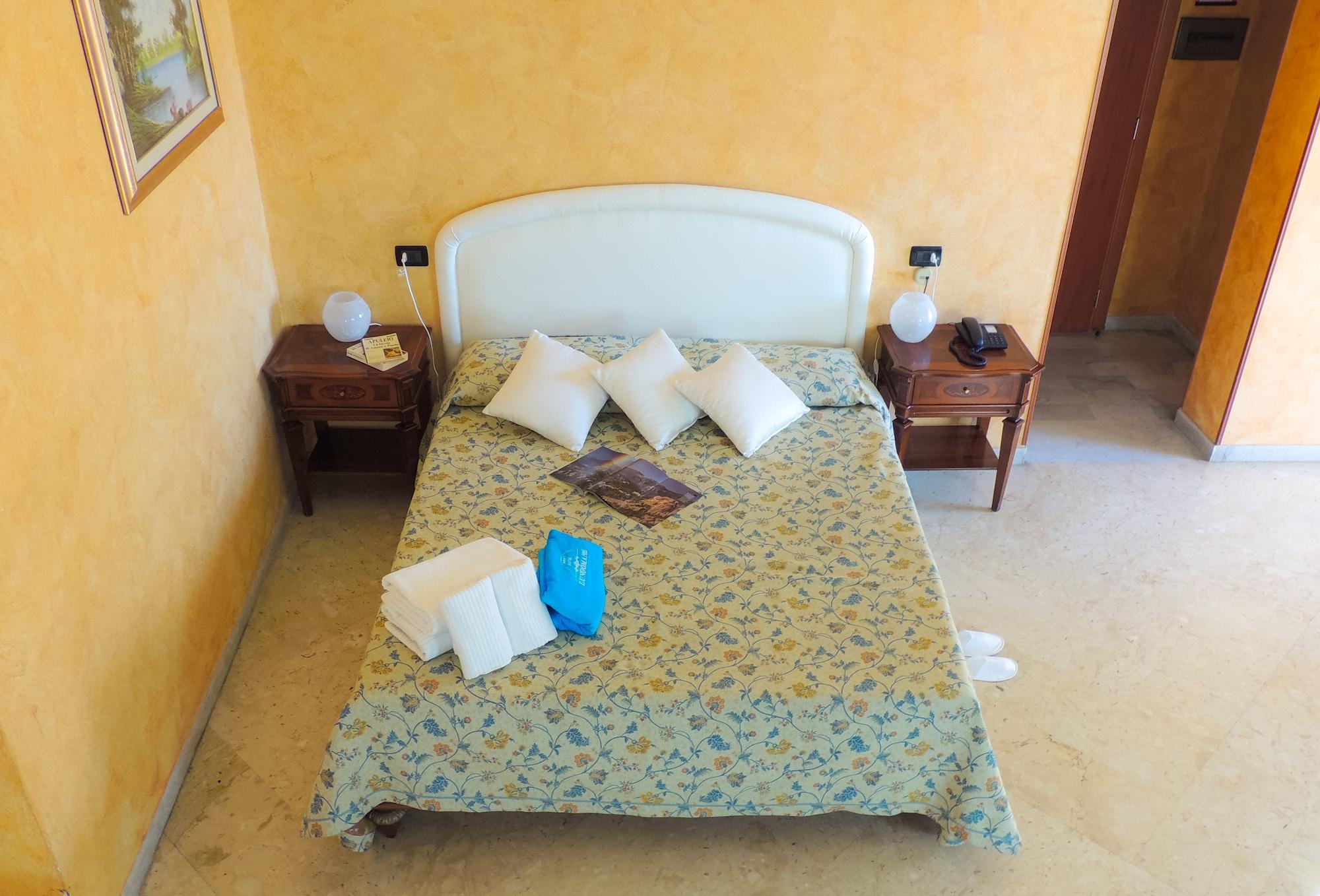 Hotel Lungomare Reggio di Calabria Exteriör bild