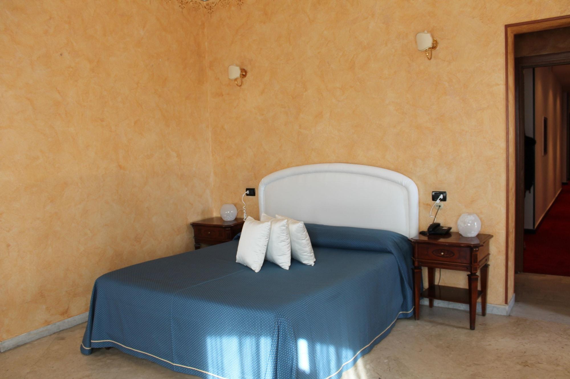 Hotel Lungomare Reggio di Calabria Exteriör bild