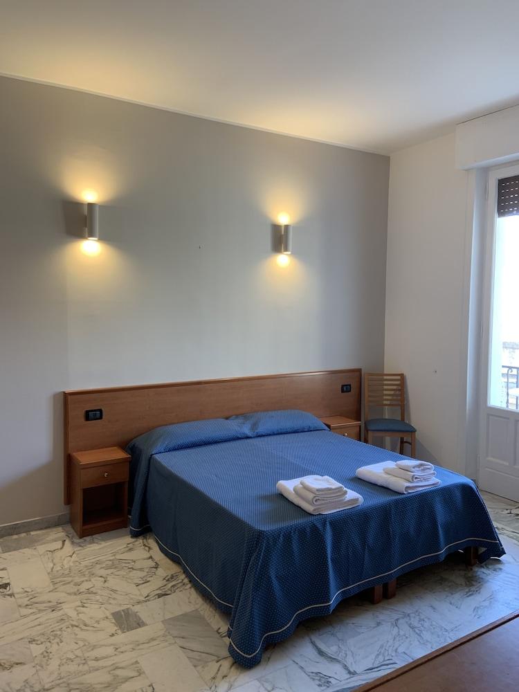 Hotel Lungomare Reggio di Calabria Exteriör bild