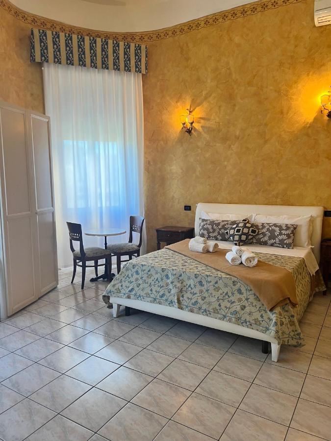 Hotel Lungomare Reggio di Calabria Exteriör bild