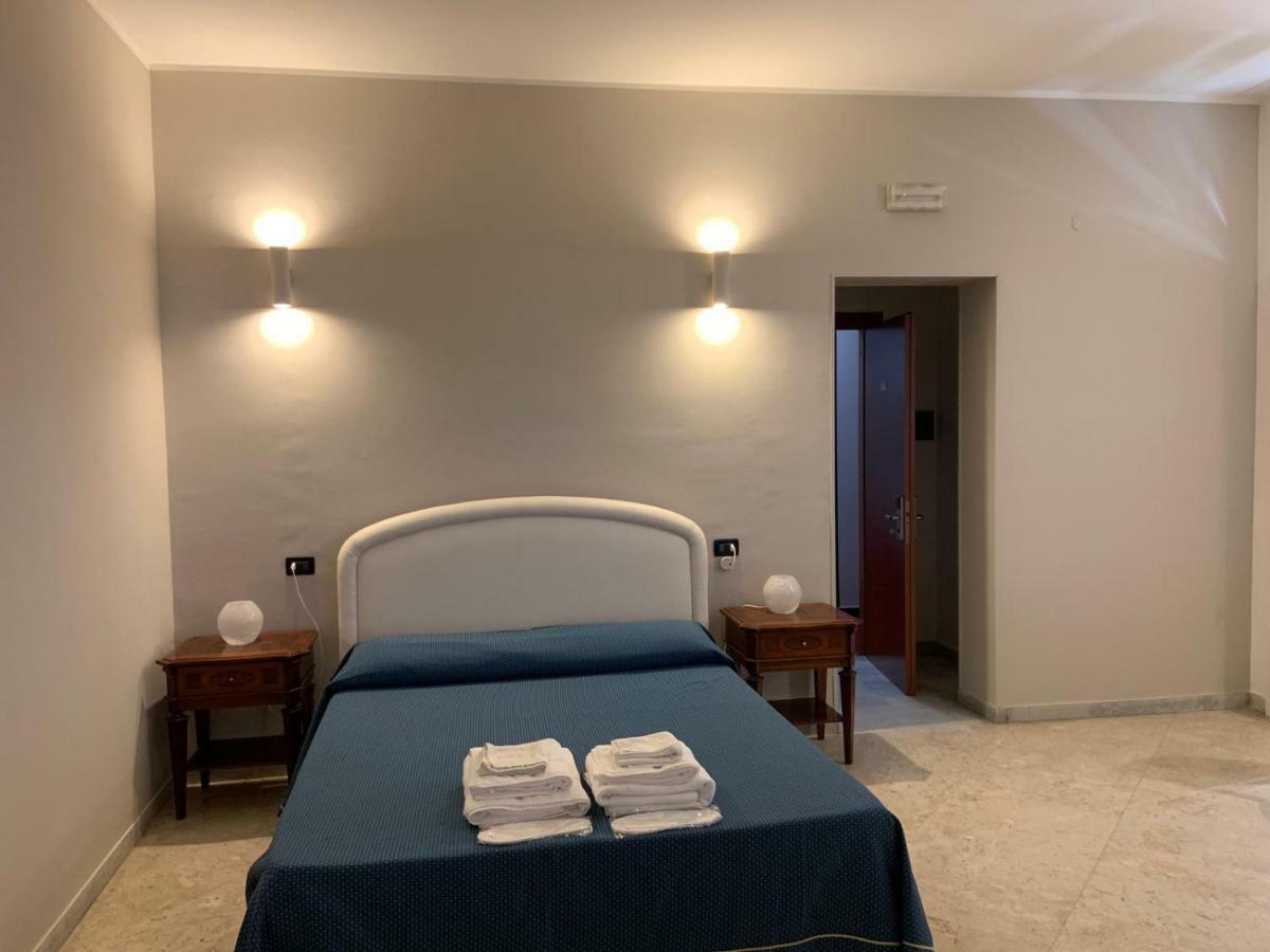 Hotel Lungomare Reggio di Calabria Exteriör bild
