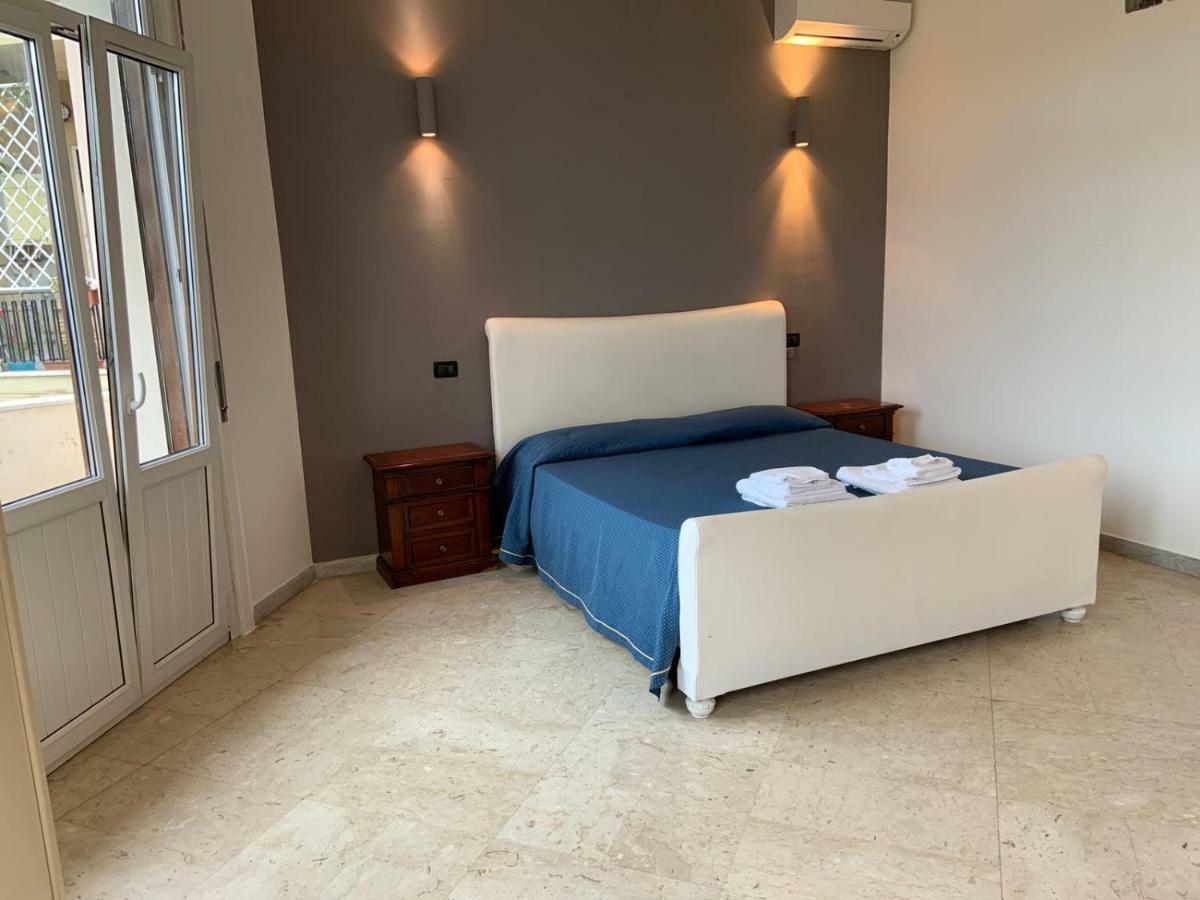Hotel Lungomare Reggio di Calabria Exteriör bild