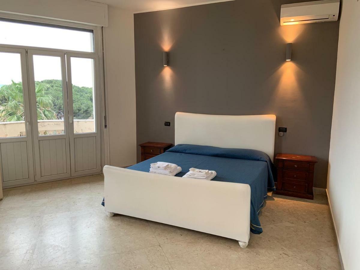 Hotel Lungomare Reggio di Calabria Exteriör bild