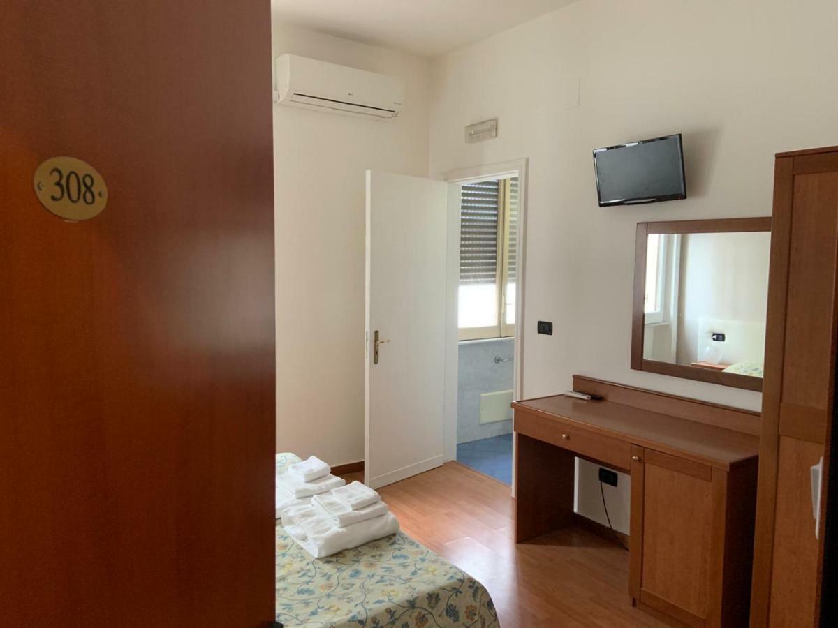 Hotel Lungomare Reggio di Calabria Exteriör bild